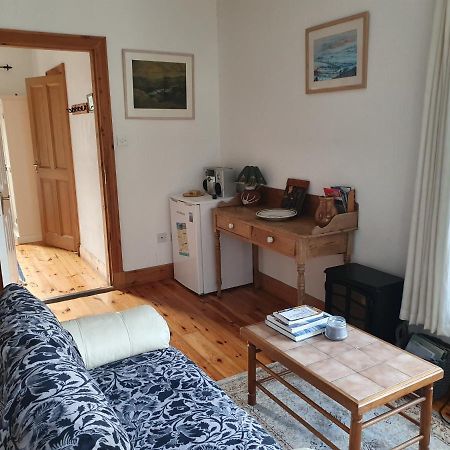 Cosy Self Contained Cottage With Stunning Views Killaloe Kültér fotó